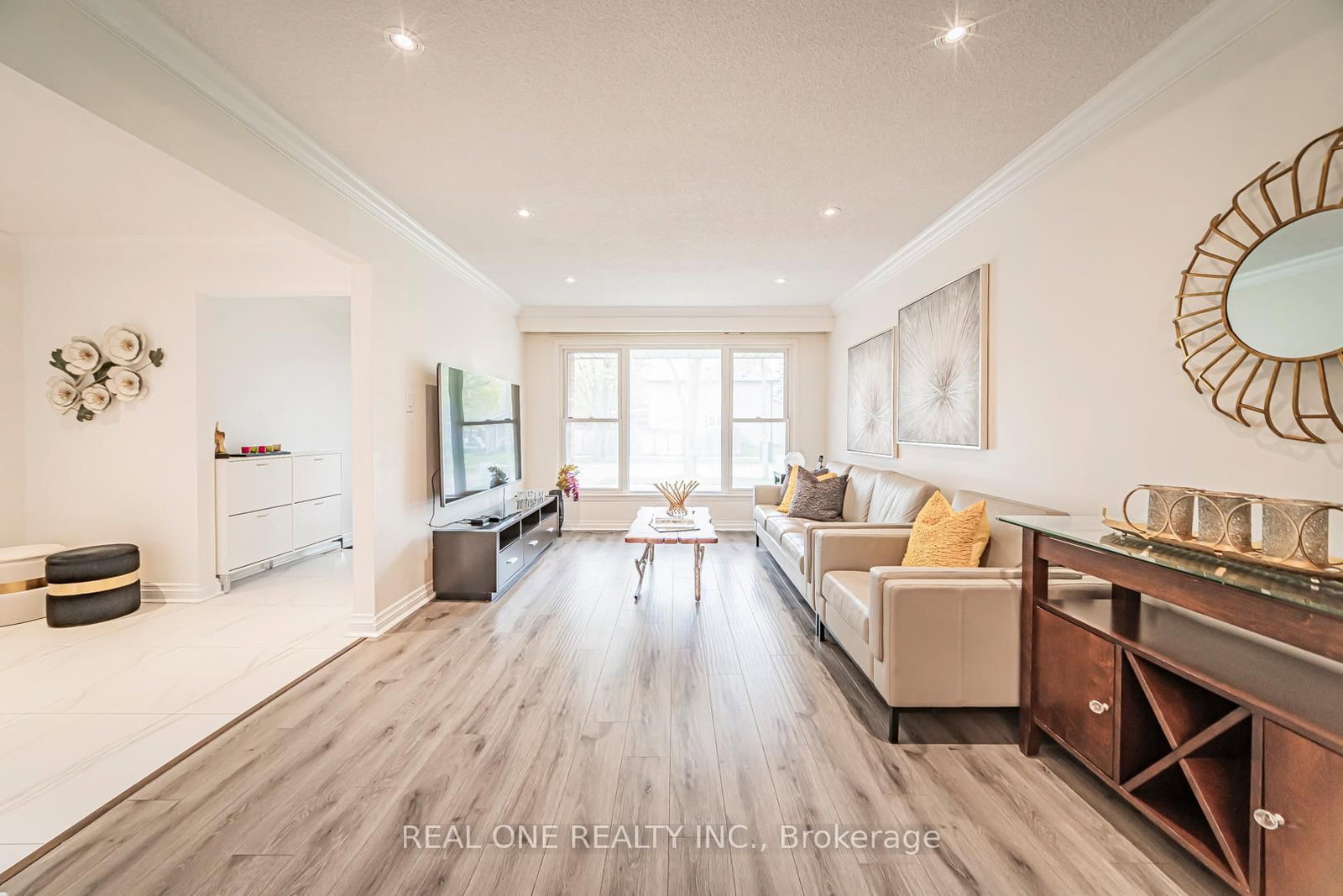 133 Risebrough Circuit • Markham, ON photo 4