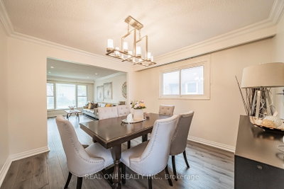 133 Risebrough Circuit • Markham, ON photo 9