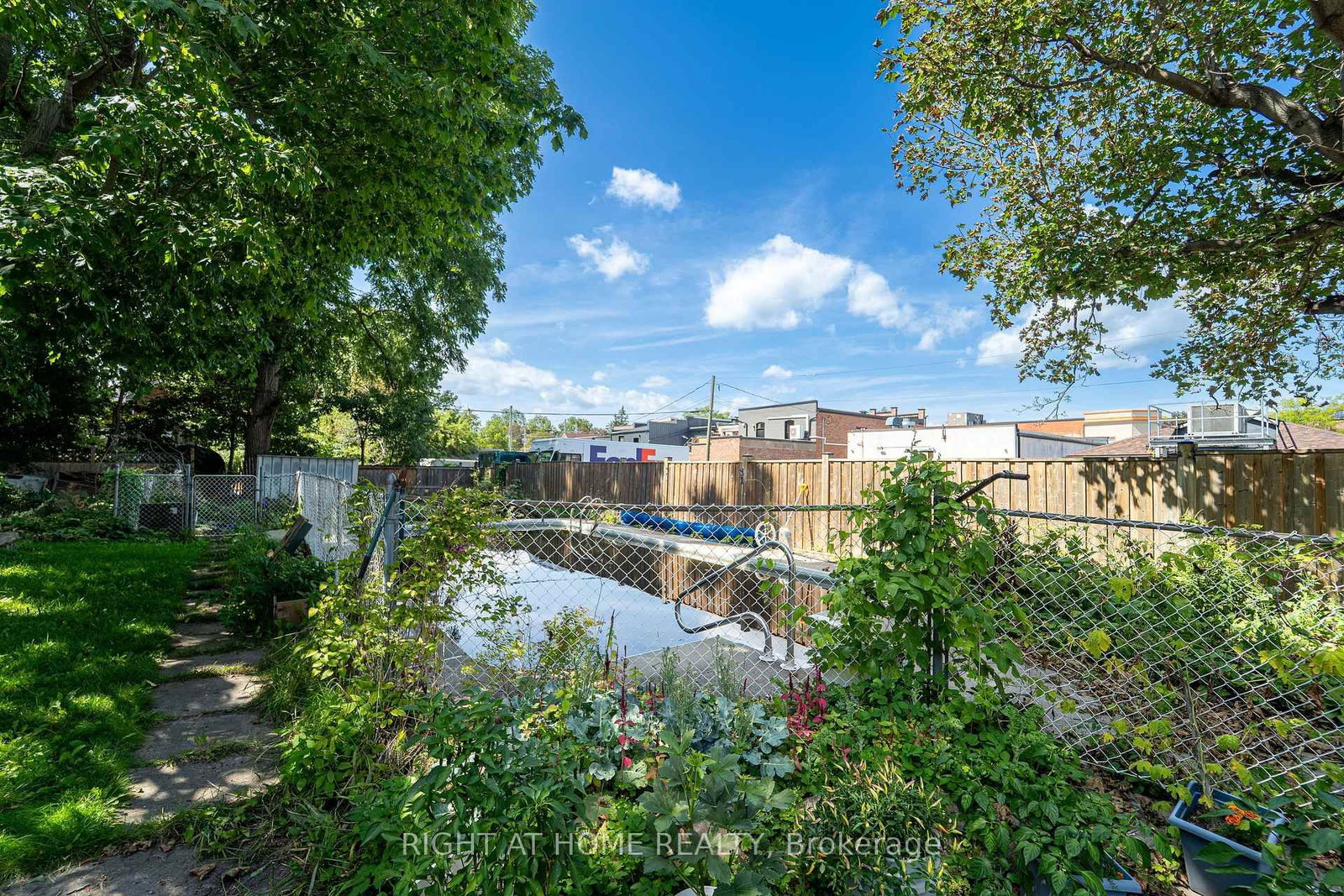 17 Laidlaw St Street S • Brock, ON photo 28