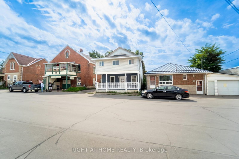 17 Laidlaw St Street S