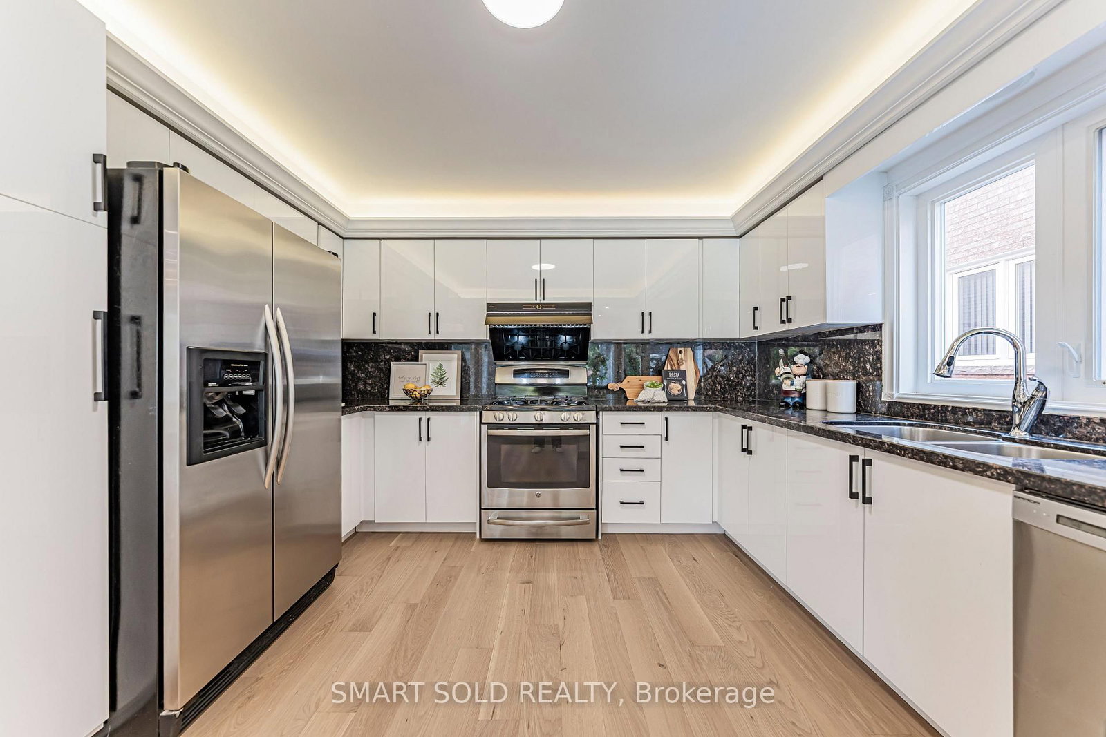 103 Elmwood Avenue • Richmond Hill, ON photo 12