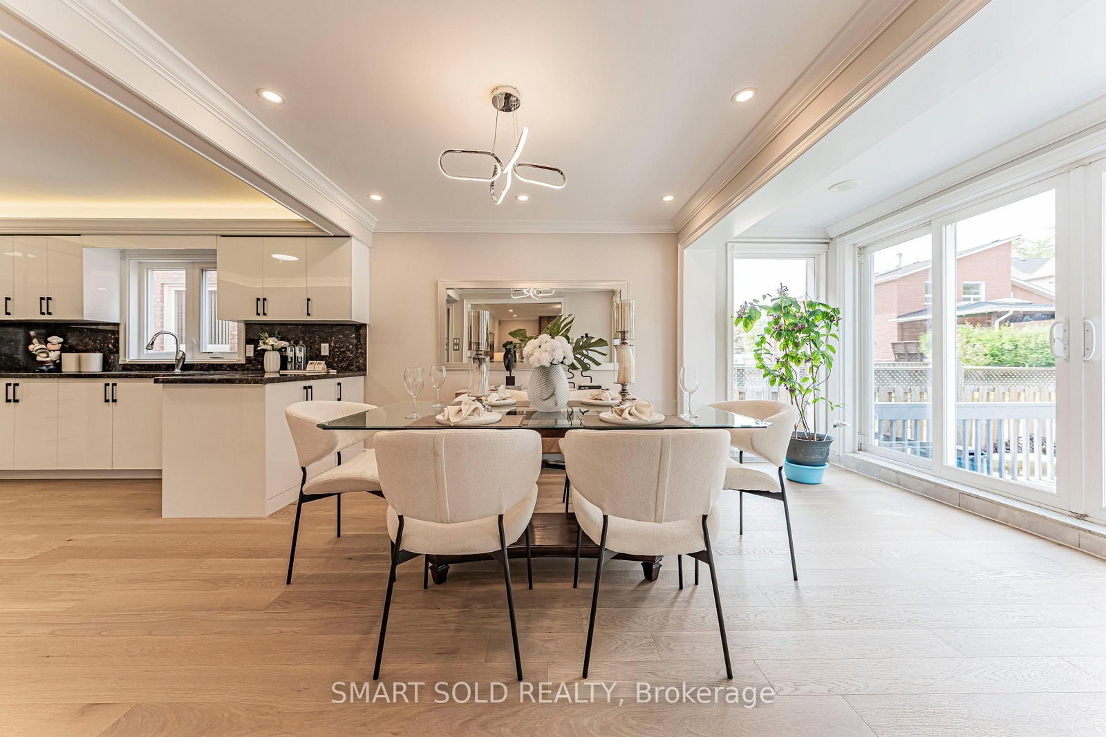 103 Elmwood Avenue • Richmond Hill, ON photo 14