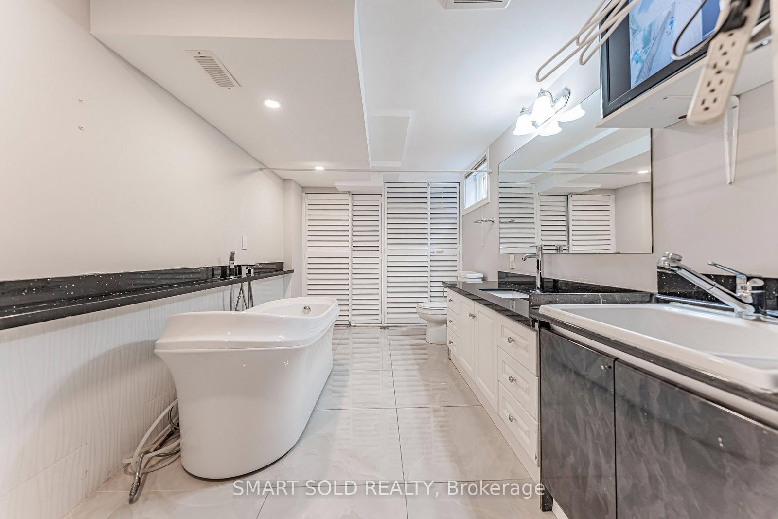103 Elmwood Avenue • Richmond Hill, ON photo 33
