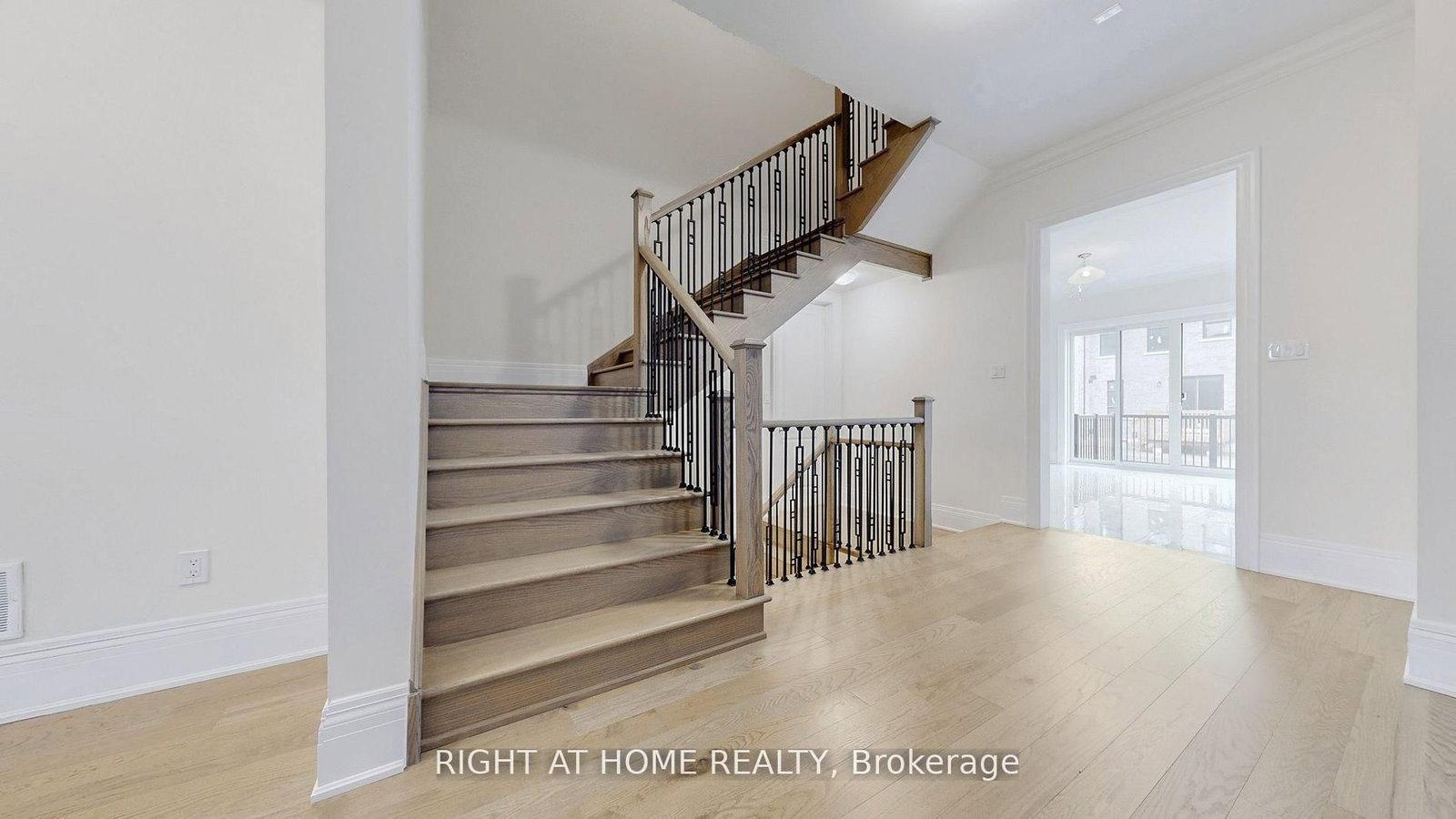 7 Adario Crescent • Vaughan, ON photo 16