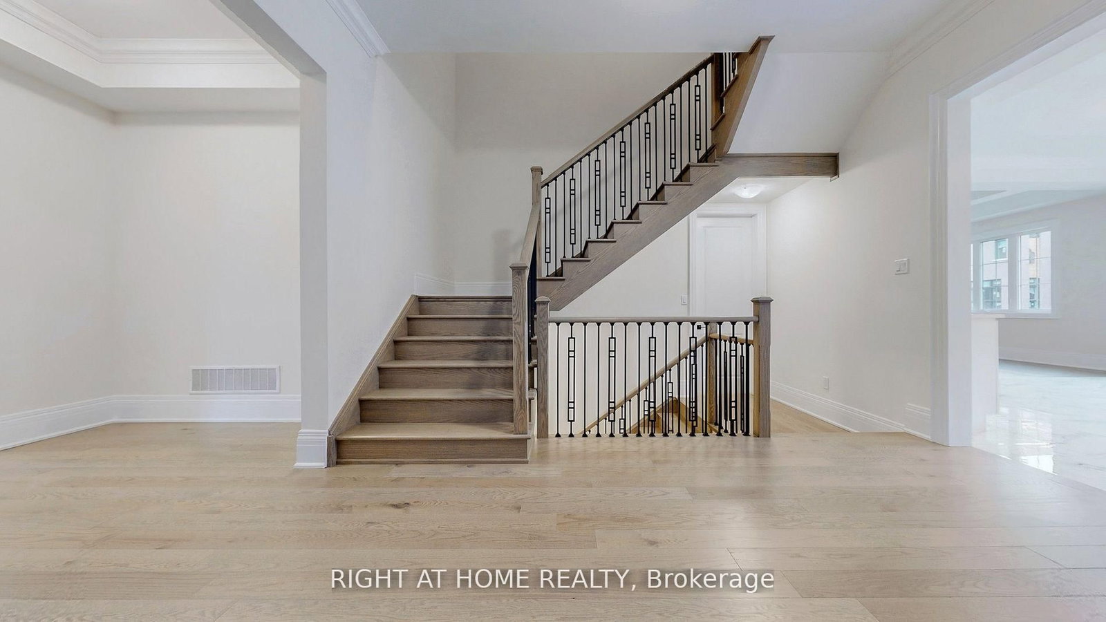 7 Adario Crescent • Vaughan, ON photo 17