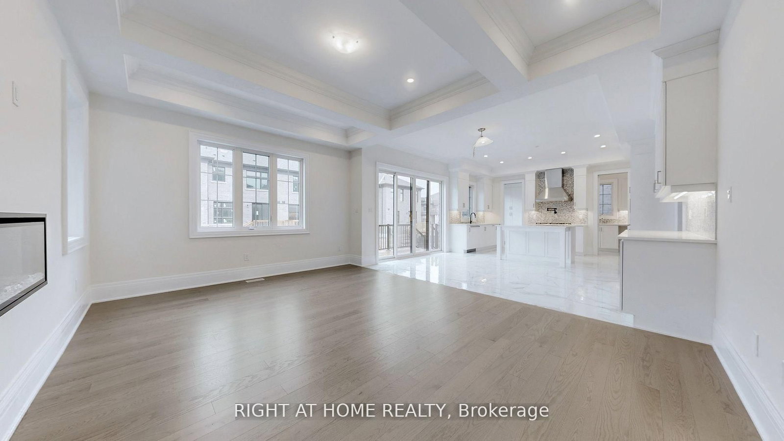 7 Adario Crescent • Vaughan, ON photo 5