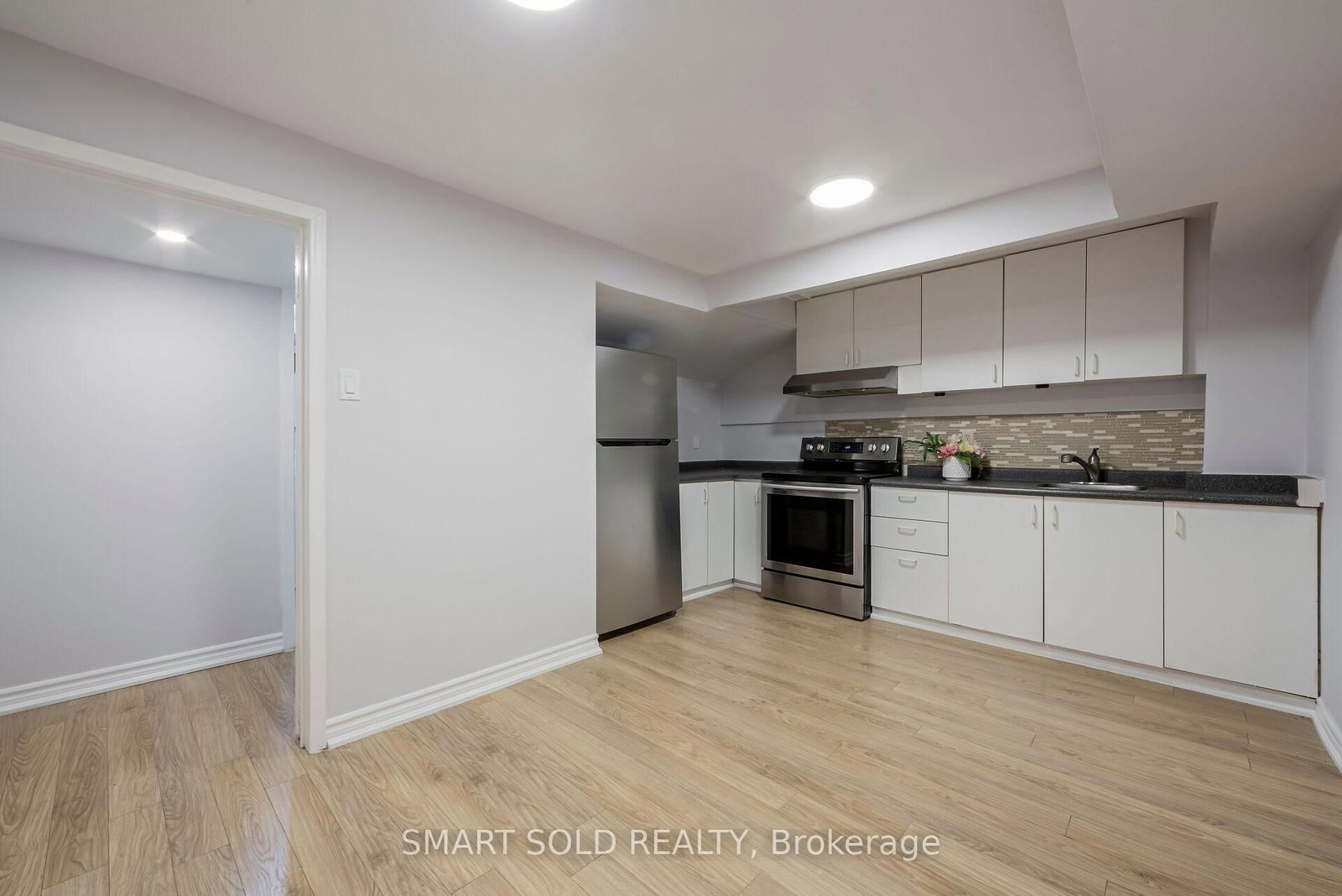 1 Tiffany Gate • Richmond Hill, ON photo 44