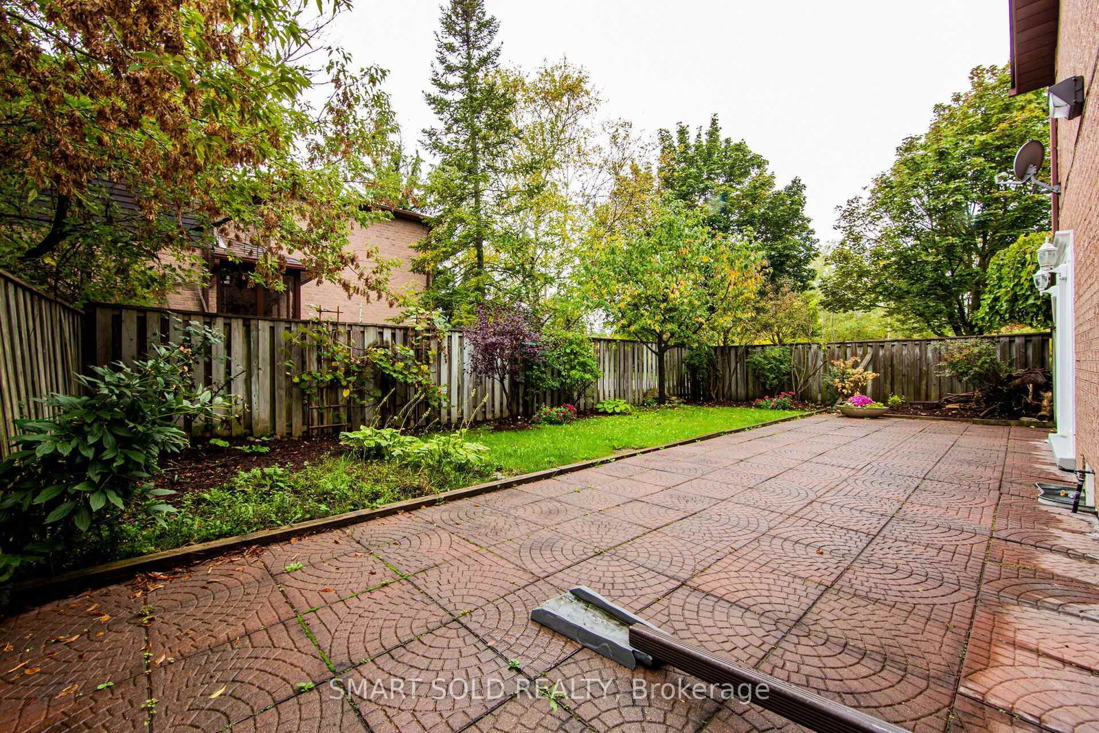 1 Tiffany Gate • Richmond Hill, ON photo 48
