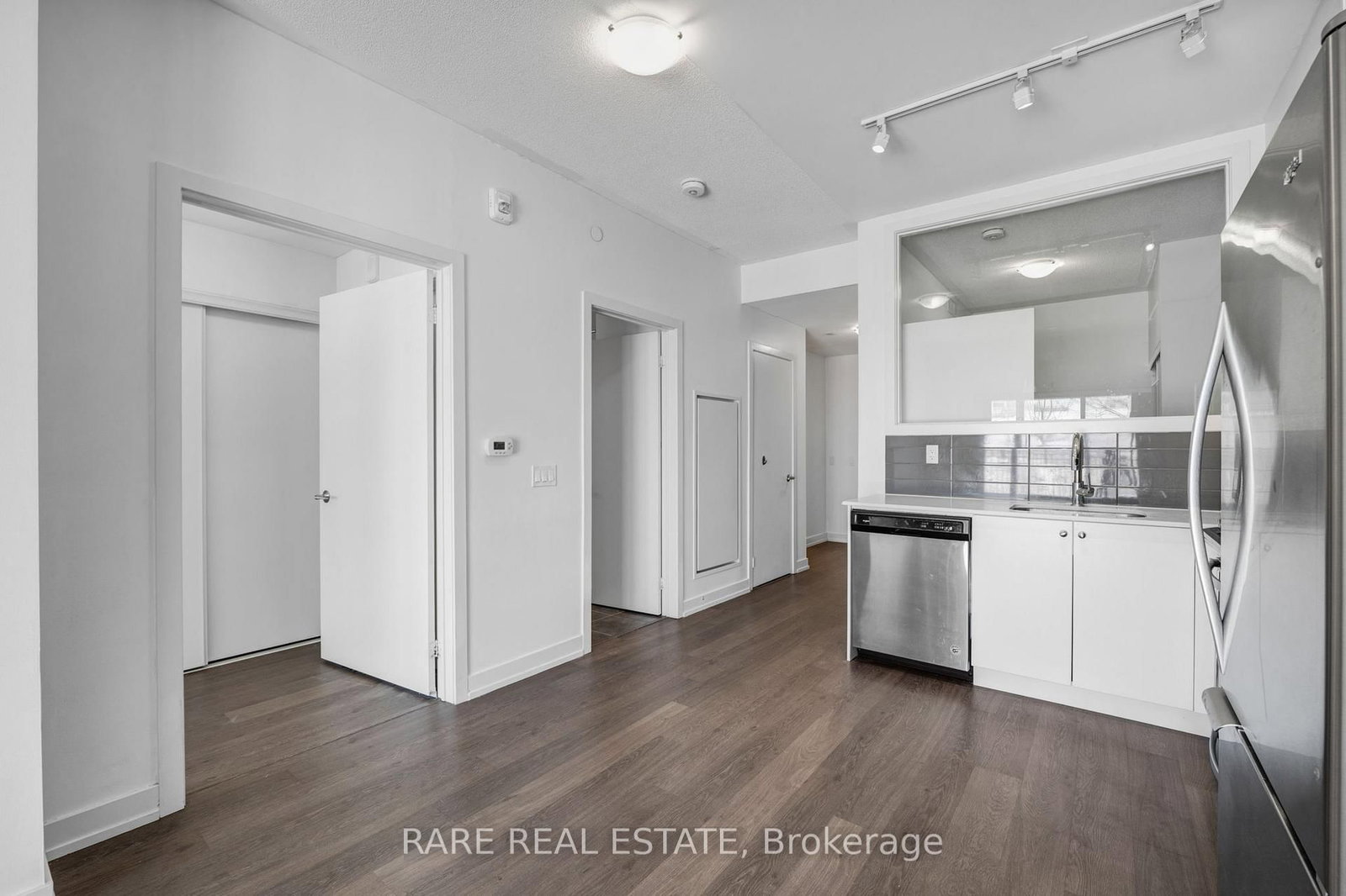 555 William Graham Drive • #115 • Aurora, ON photo 4