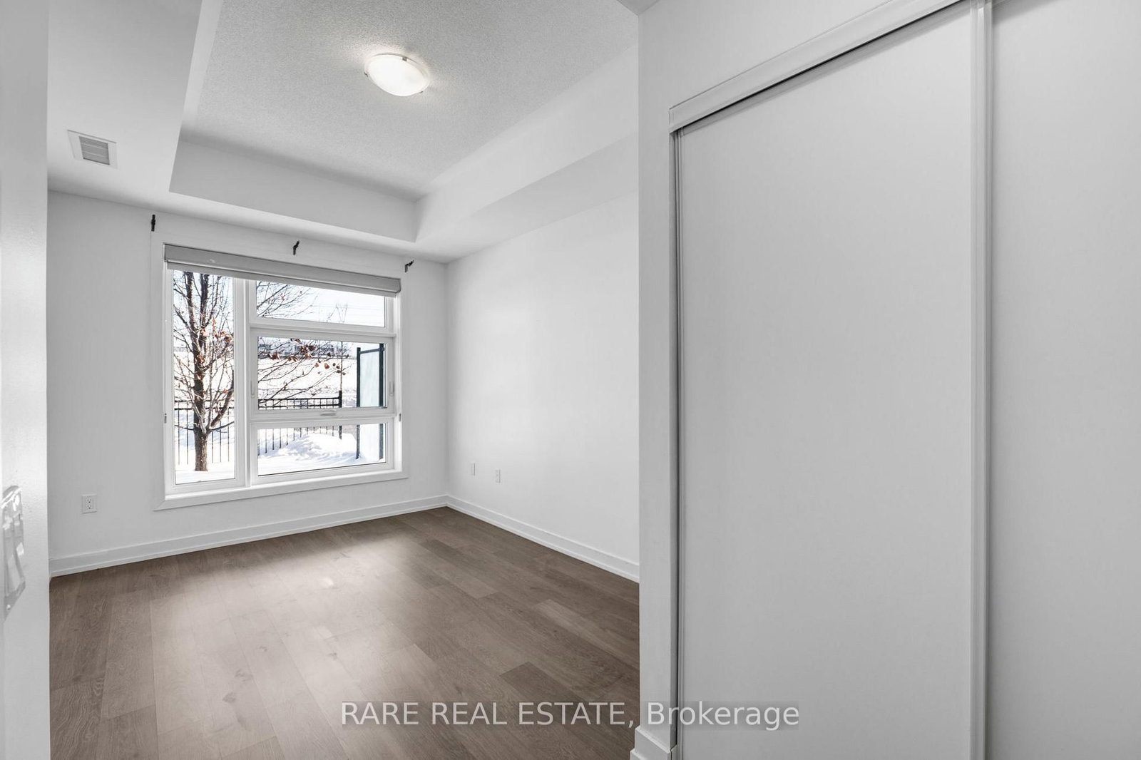 555 William Graham Drive • #115 • Aurora, ON photo 8