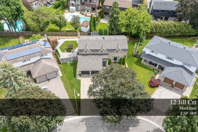 Detached House for sale at 12 Jill Court, Markham, Ontario, L3P 3R9 - Markham Village - MLS: N13730116