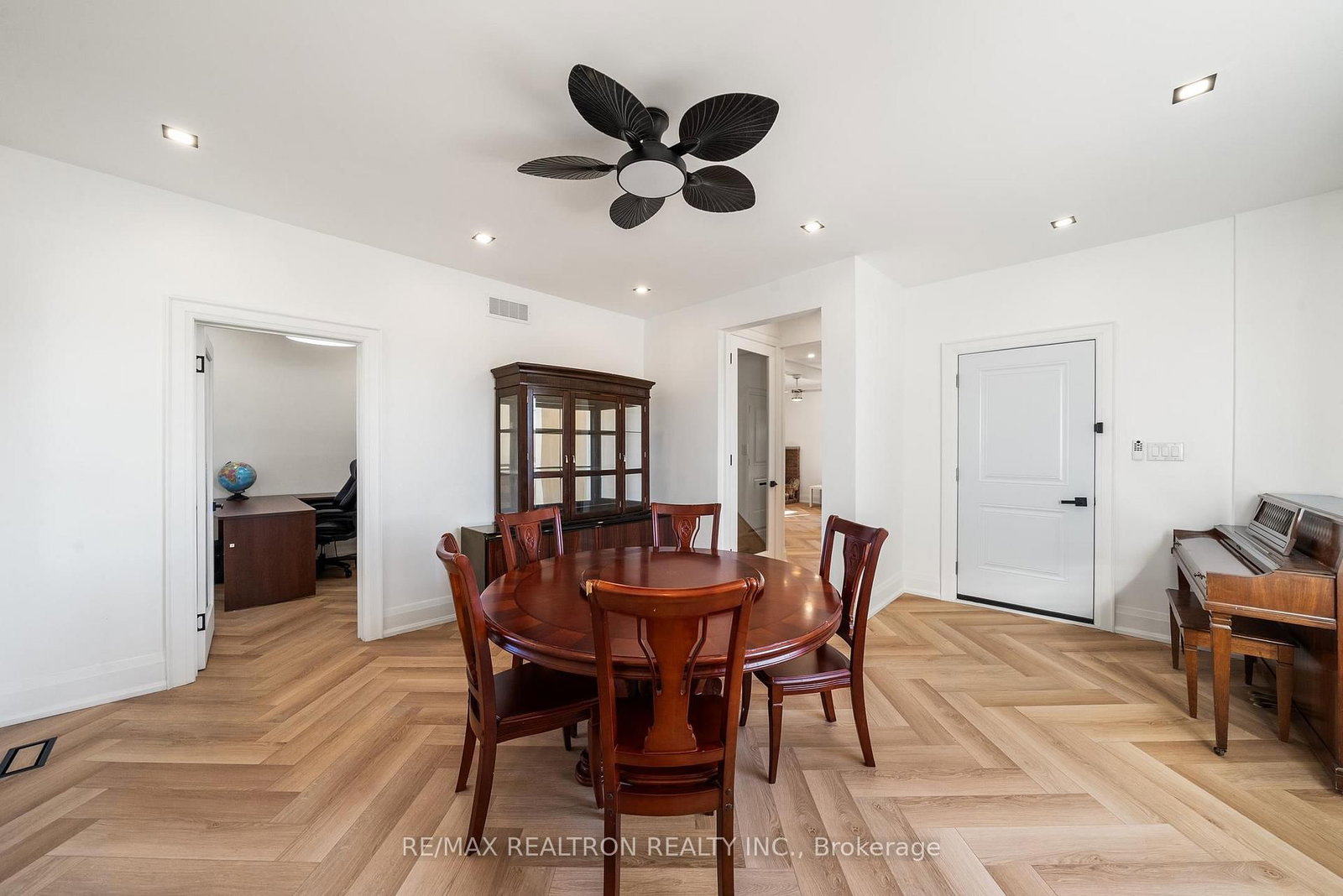 27453 Highway 48 • Georgina, ON photo 14