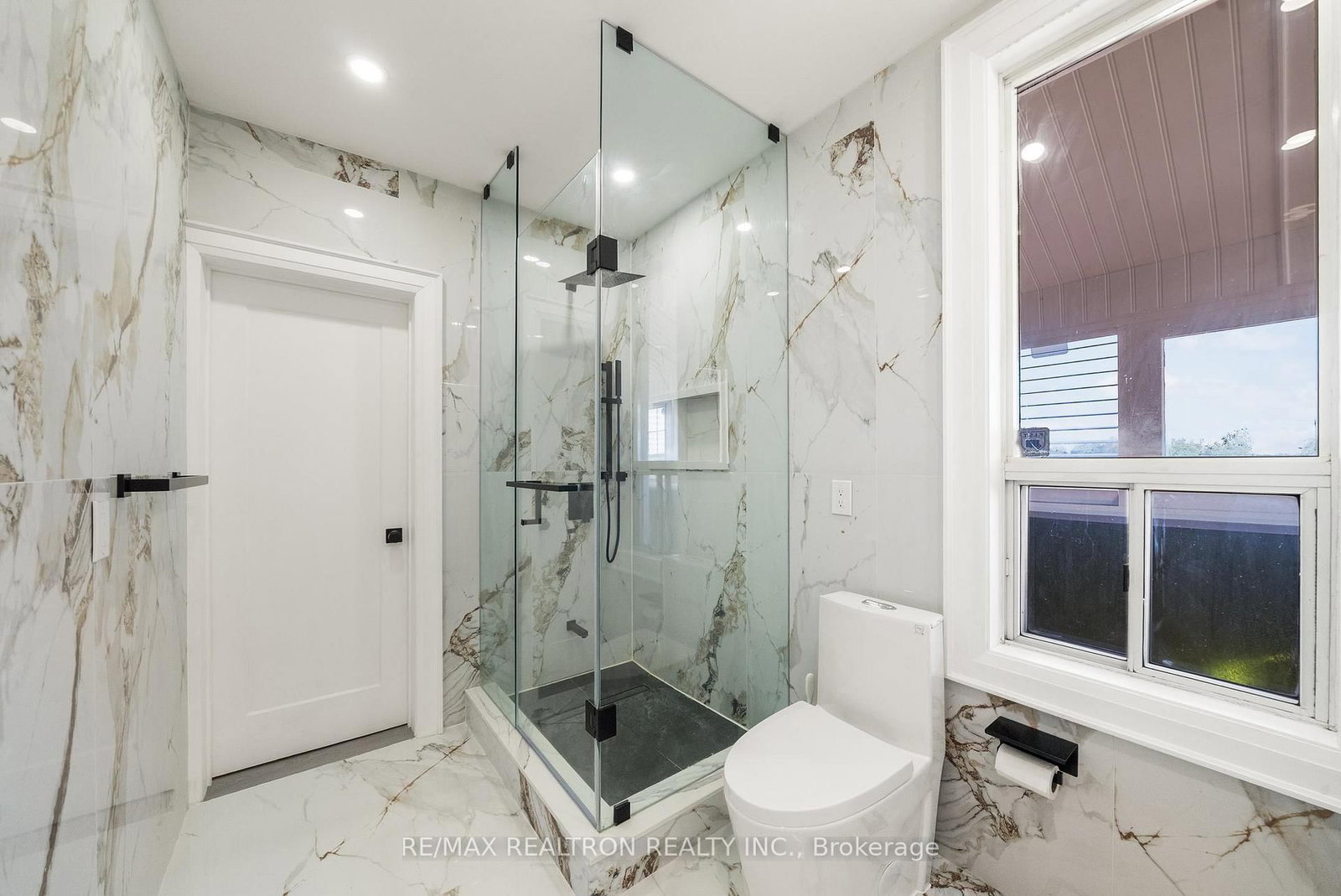 27453 Highway 48 • Georgina, ON photo 24