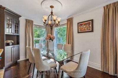 245 Lakeland Crescent • Richmond Hill, ON photo 5