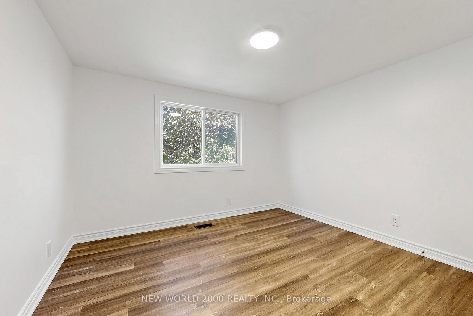 10 Buce Avenue • Bradford West Gwillimbury, ON photo 20