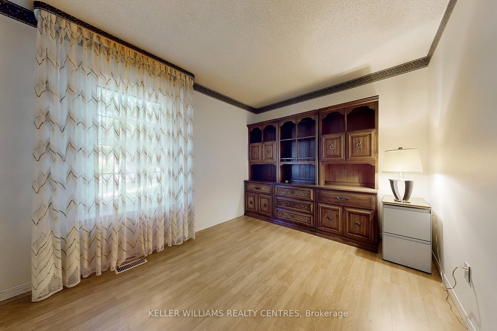 27 Hawthorne Lane • Aurora, ON photo 21