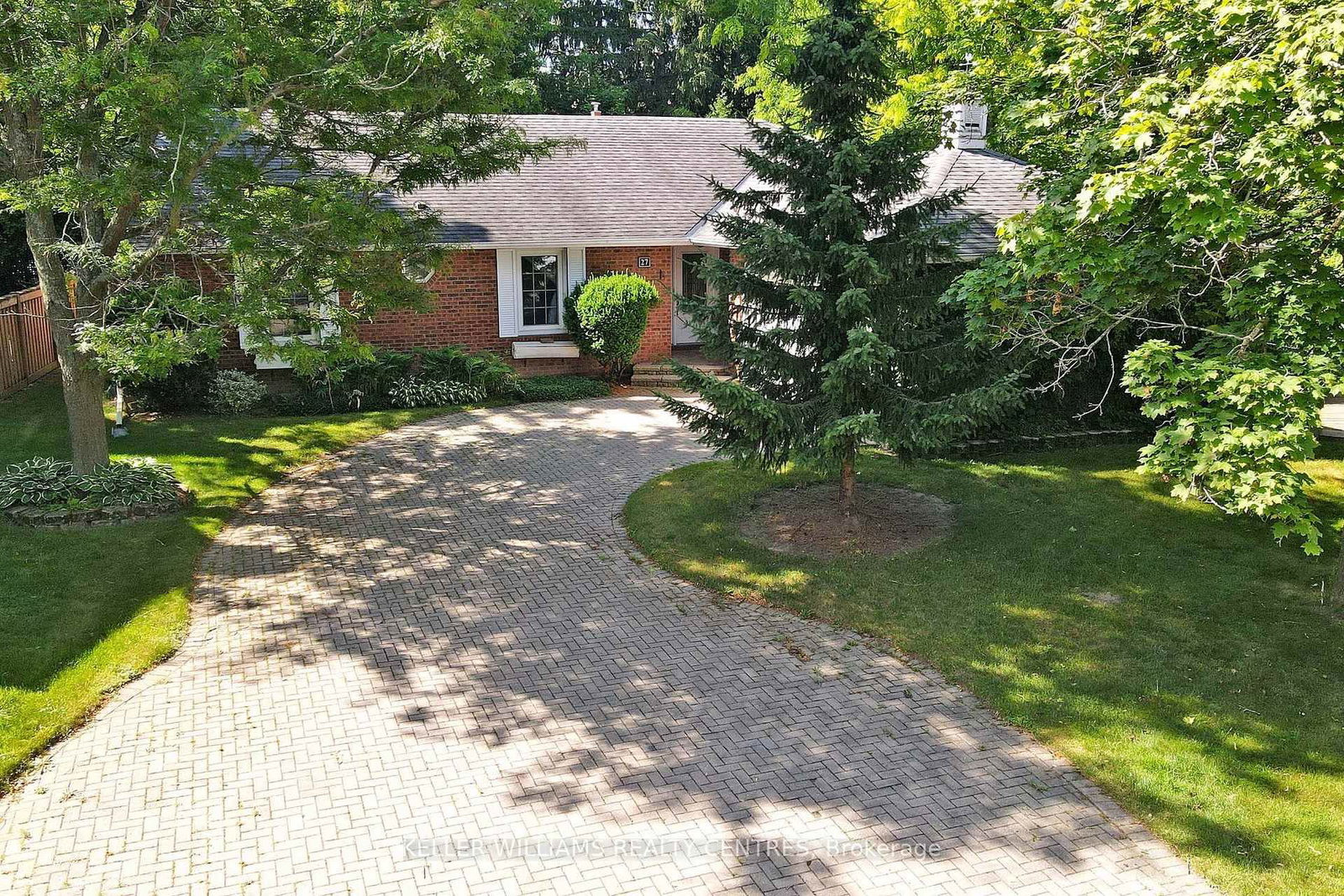 27 Hawthorne Lane • Aurora, ON photo 35