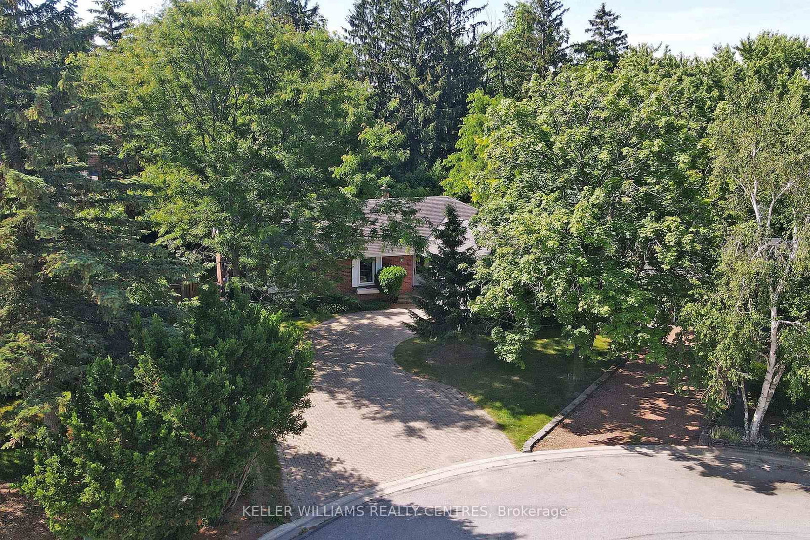 27 Hawthorne Lane • Aurora, ON photo 36