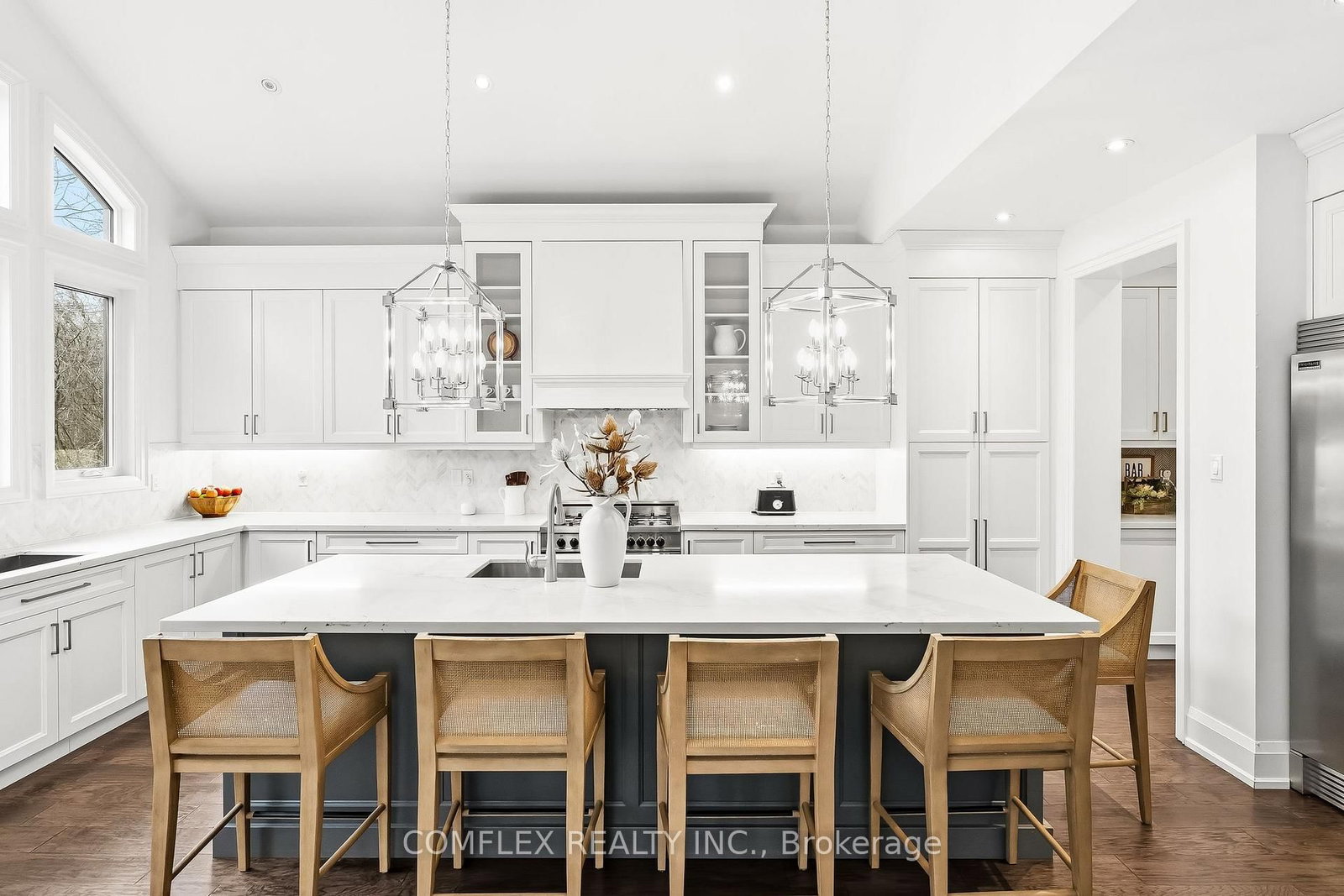 108 Avenue Road • Newmarket, ON photo 11