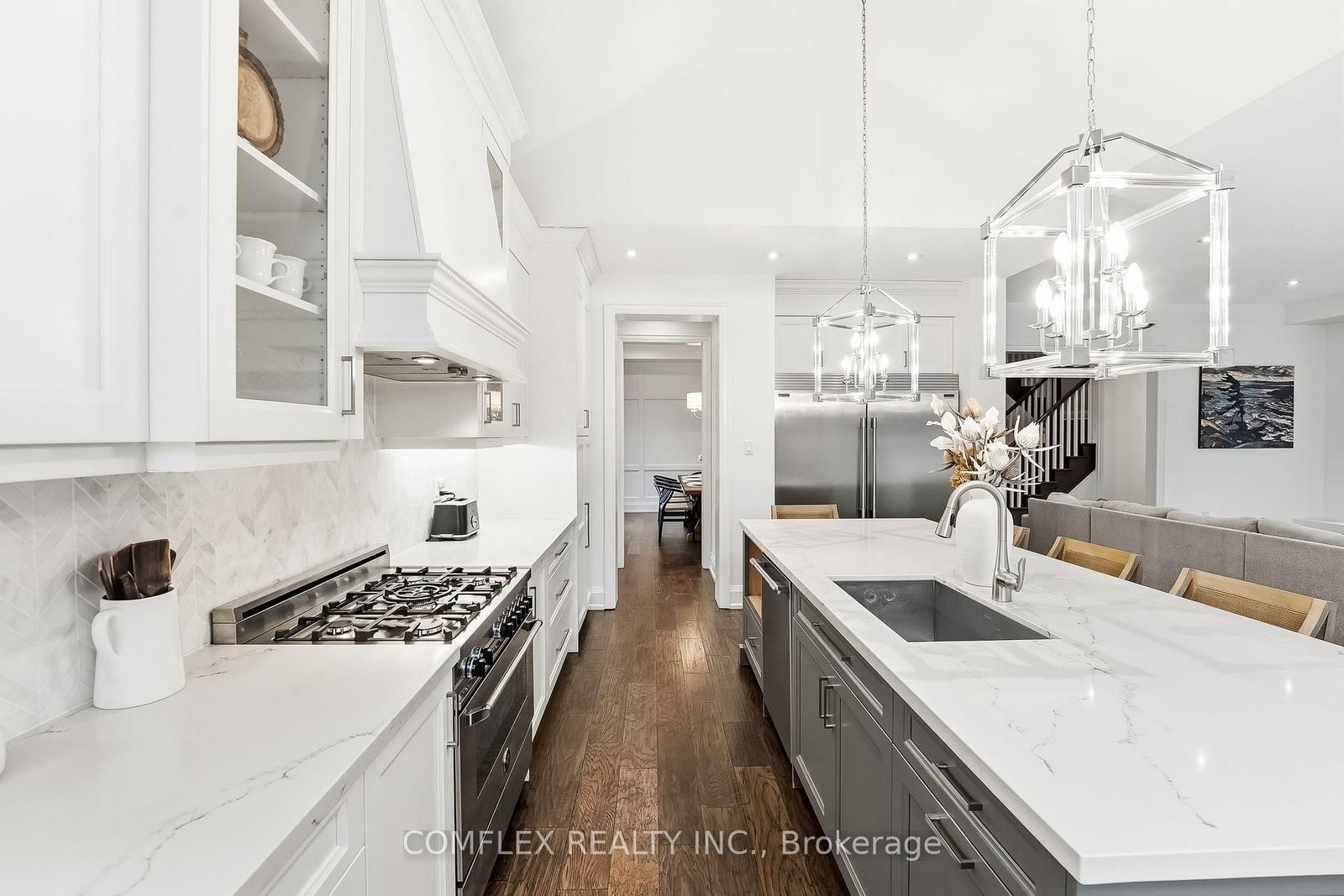 108 Avenue Road • Newmarket, ON photo 12