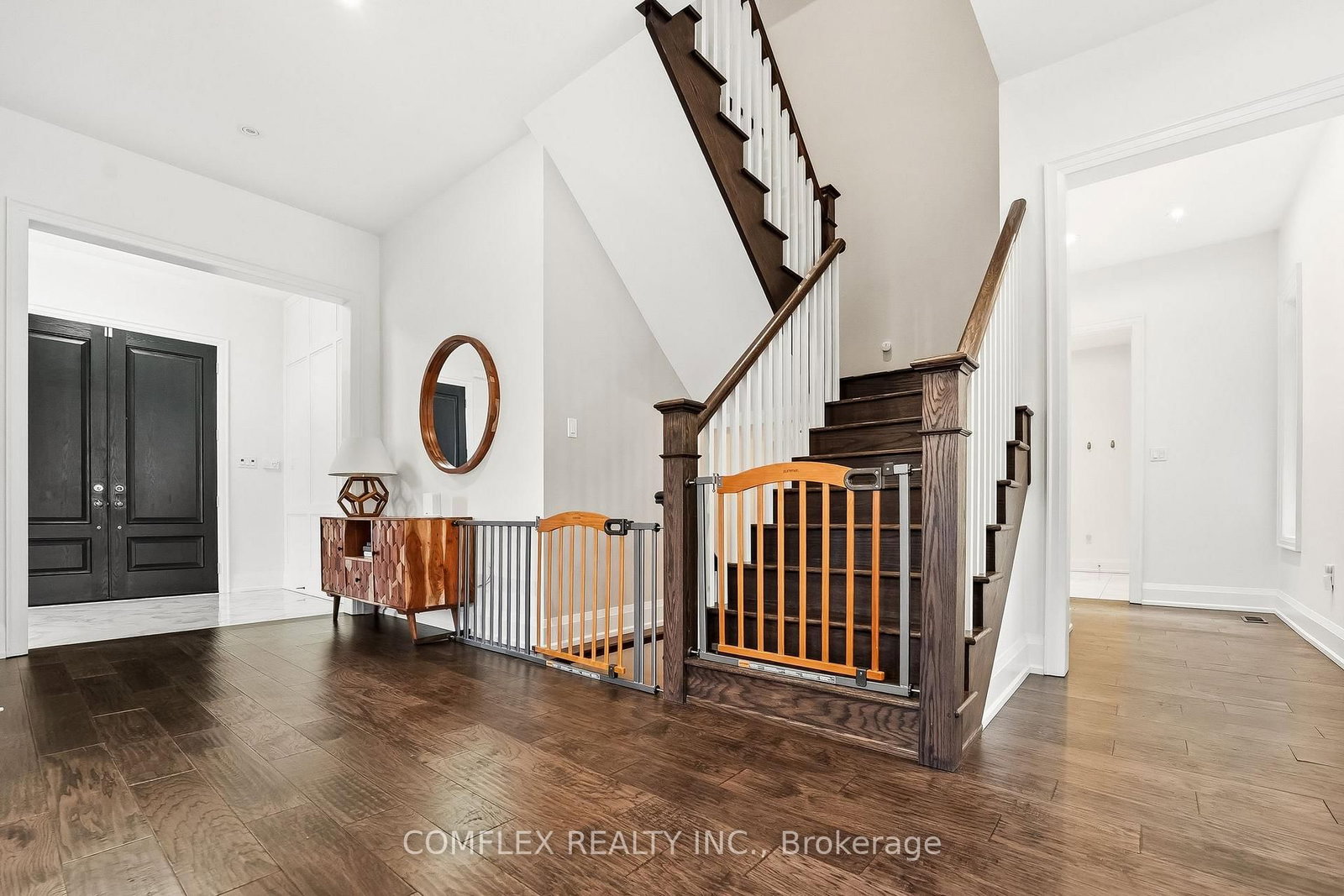 108 Avenue Road • Newmarket, ON photo 15