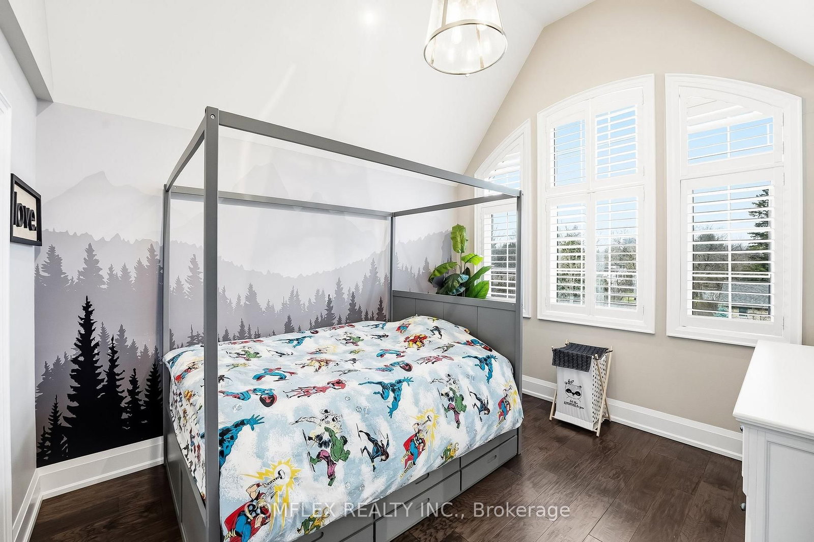 108 Avenue Road • Newmarket, ON photo 31