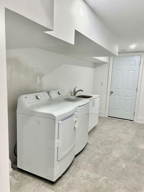Direzze 18 Court • Richmond Hill, ON photo 38