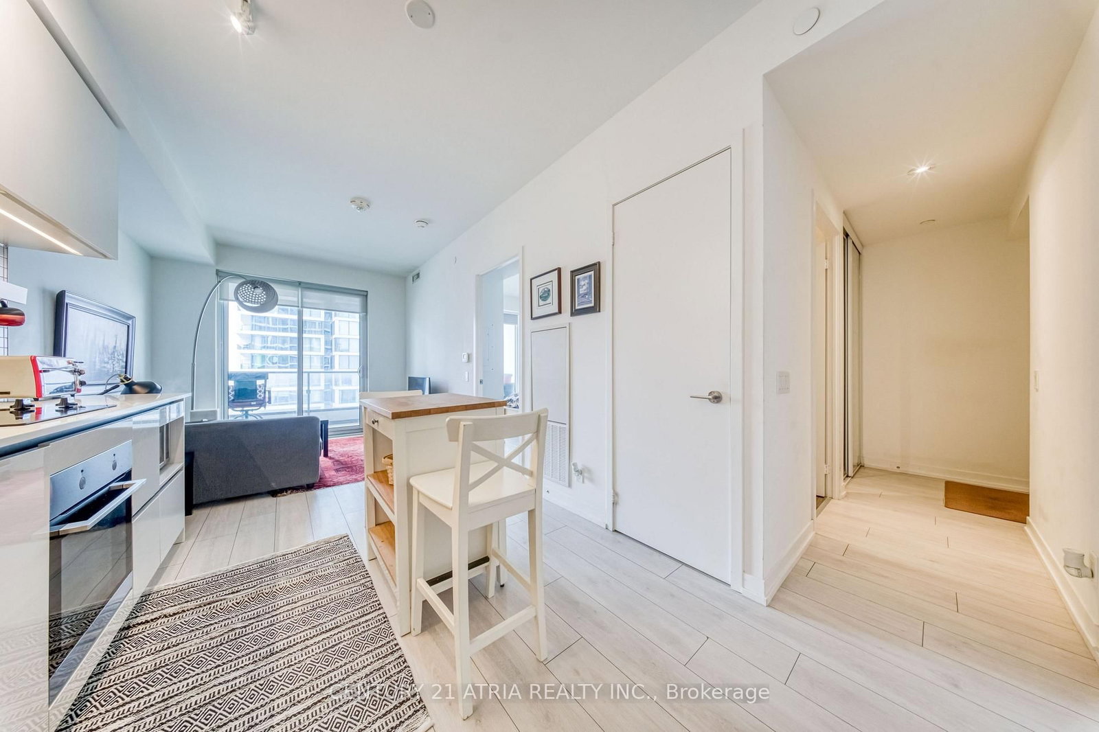 950 Portage Parkway • #1811 • Vaughan, ON photo 9