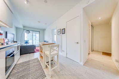 950 Portage Parkway • #1811 • Vaughan, ON photo 9