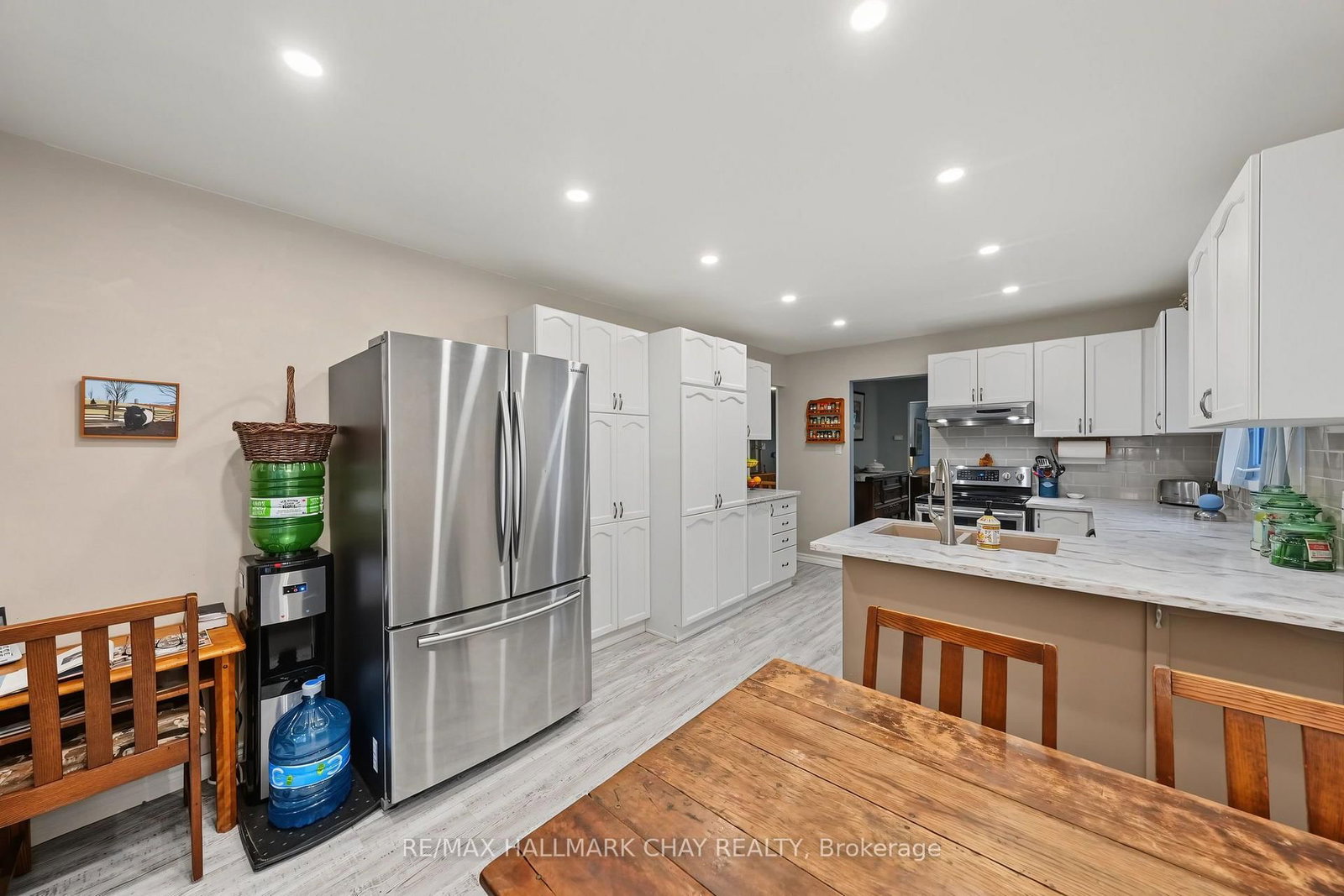 66 Hutchinson Drive • New Tecumseth, ON photo 12