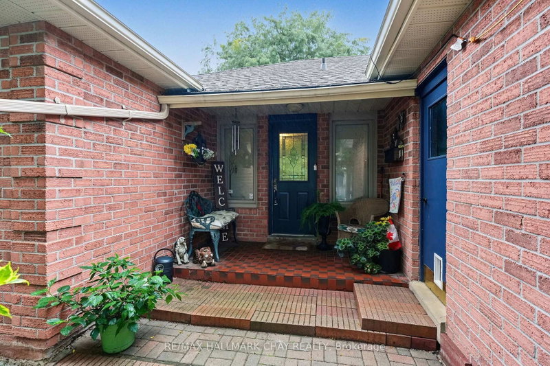 66 Hutchinson Drive