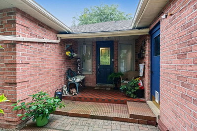 66 Hutchinson Drive • New Tecumseth, ON photo 3