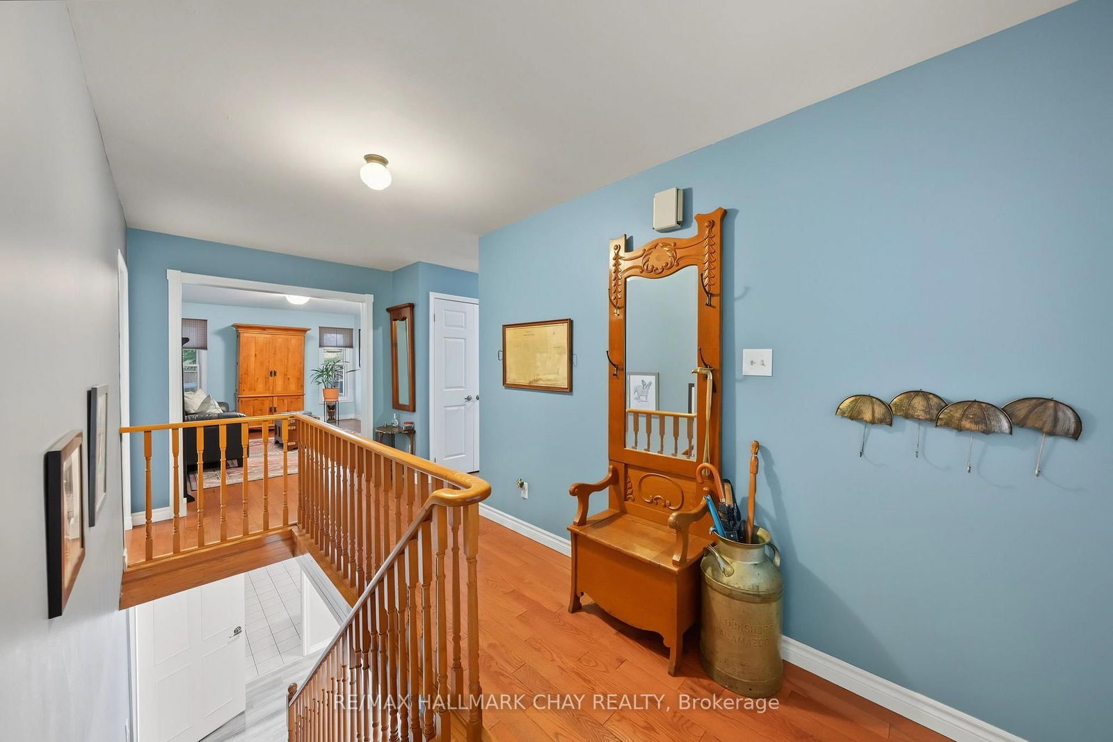 66 Hutchinson Drive • New Tecumseth, ON photo 4