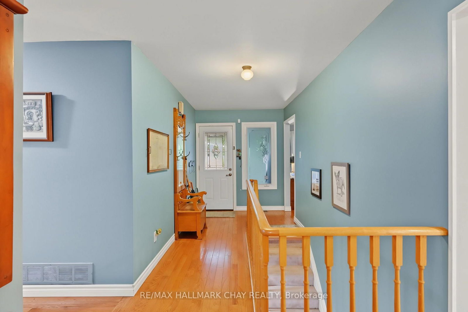 66 Hutchinson Drive • New Tecumseth, ON photo 5