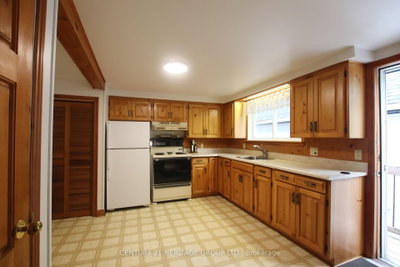 13727 Ninth Line • Whitchurch-Stouffville, ON photo 8