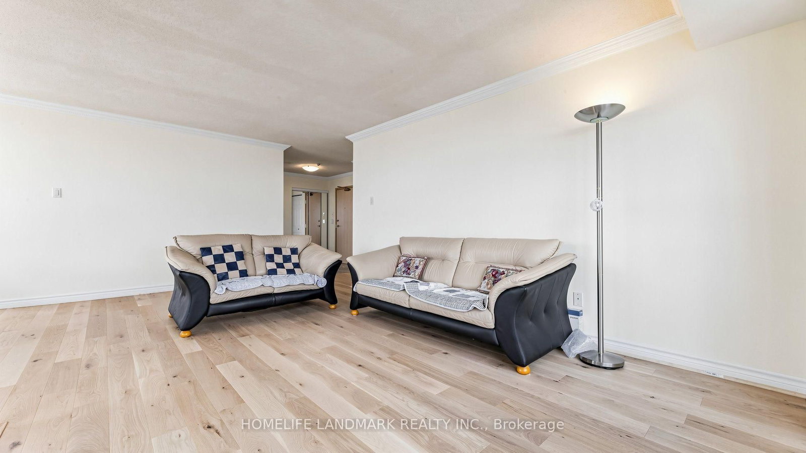 7805 Bayview Avenue • #913 • Markham, ON photo 17