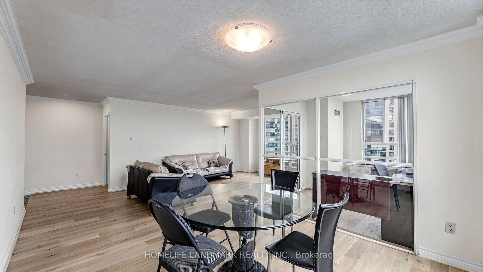 7805 Bayview Avenue • #913 • Markham, ON photo 20