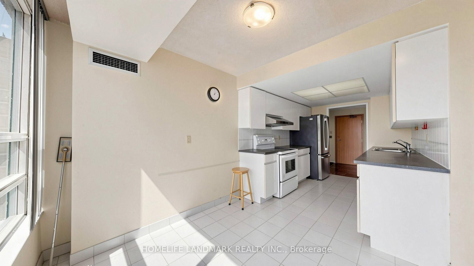 7805 Bayview Avenue • #913 • Markham, ON photo 22