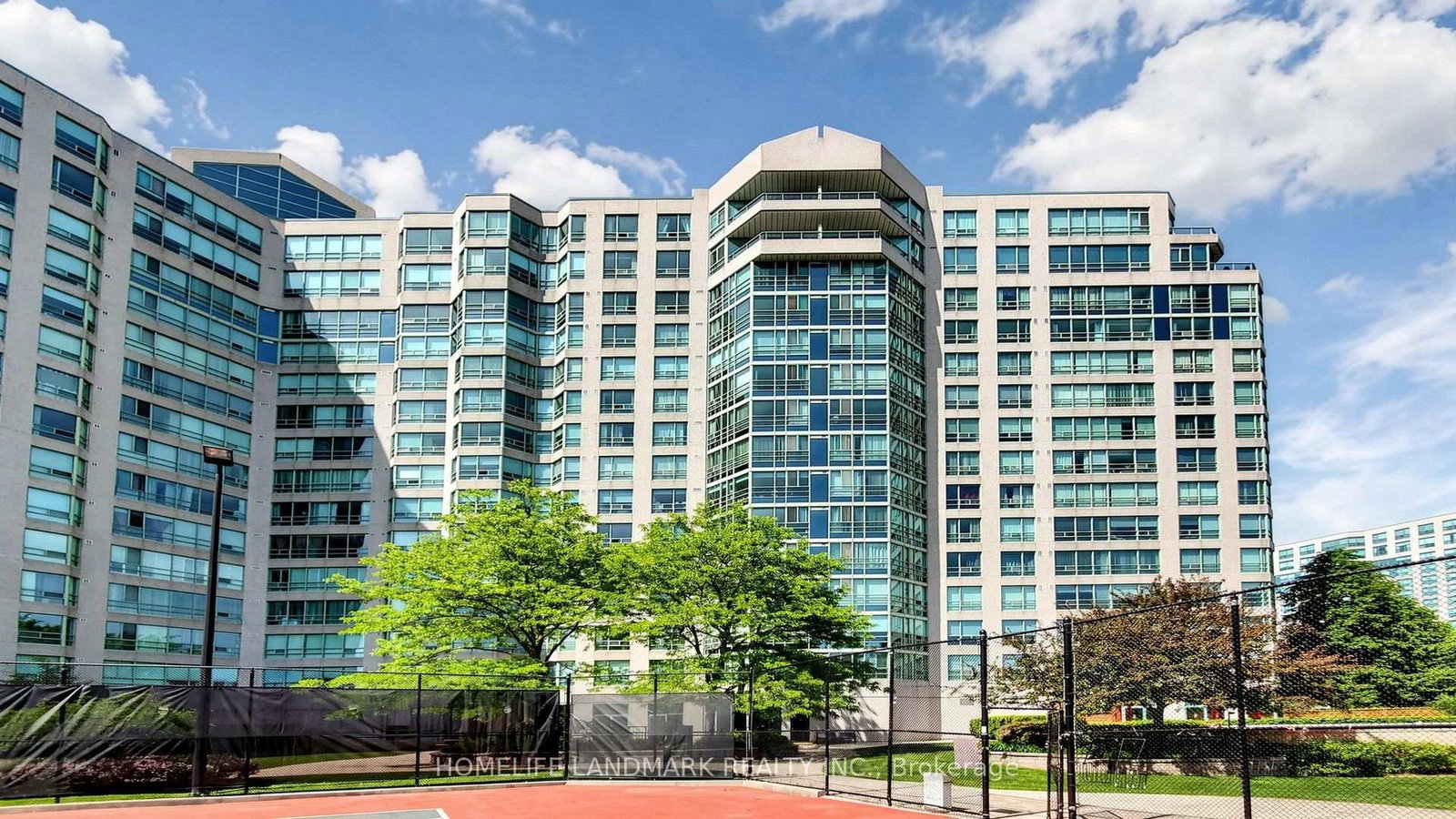 7805 Bayview Avenue • #913 • Markham, ON photo 3