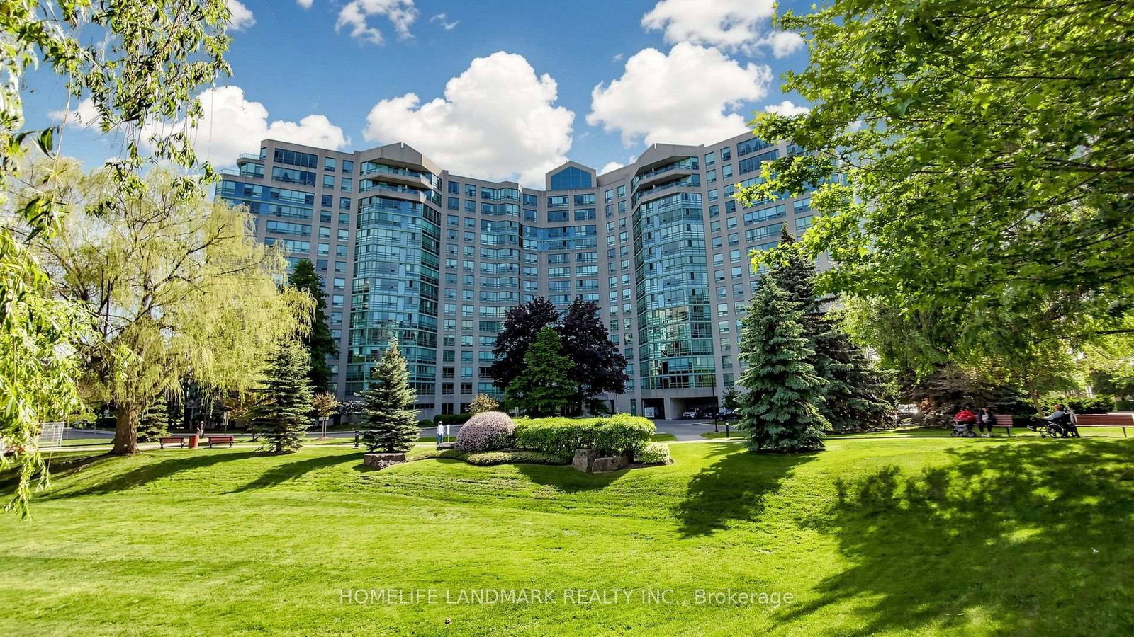7805 Bayview Avenue • #913 • Markham, ON photo 5
