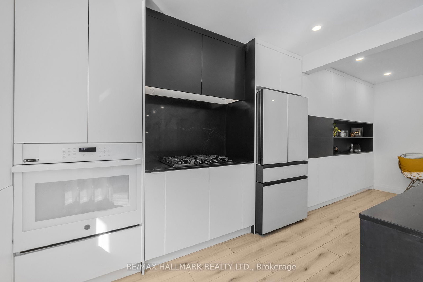 133 Heathwood Heights Drive • Aurora, ON photo 18