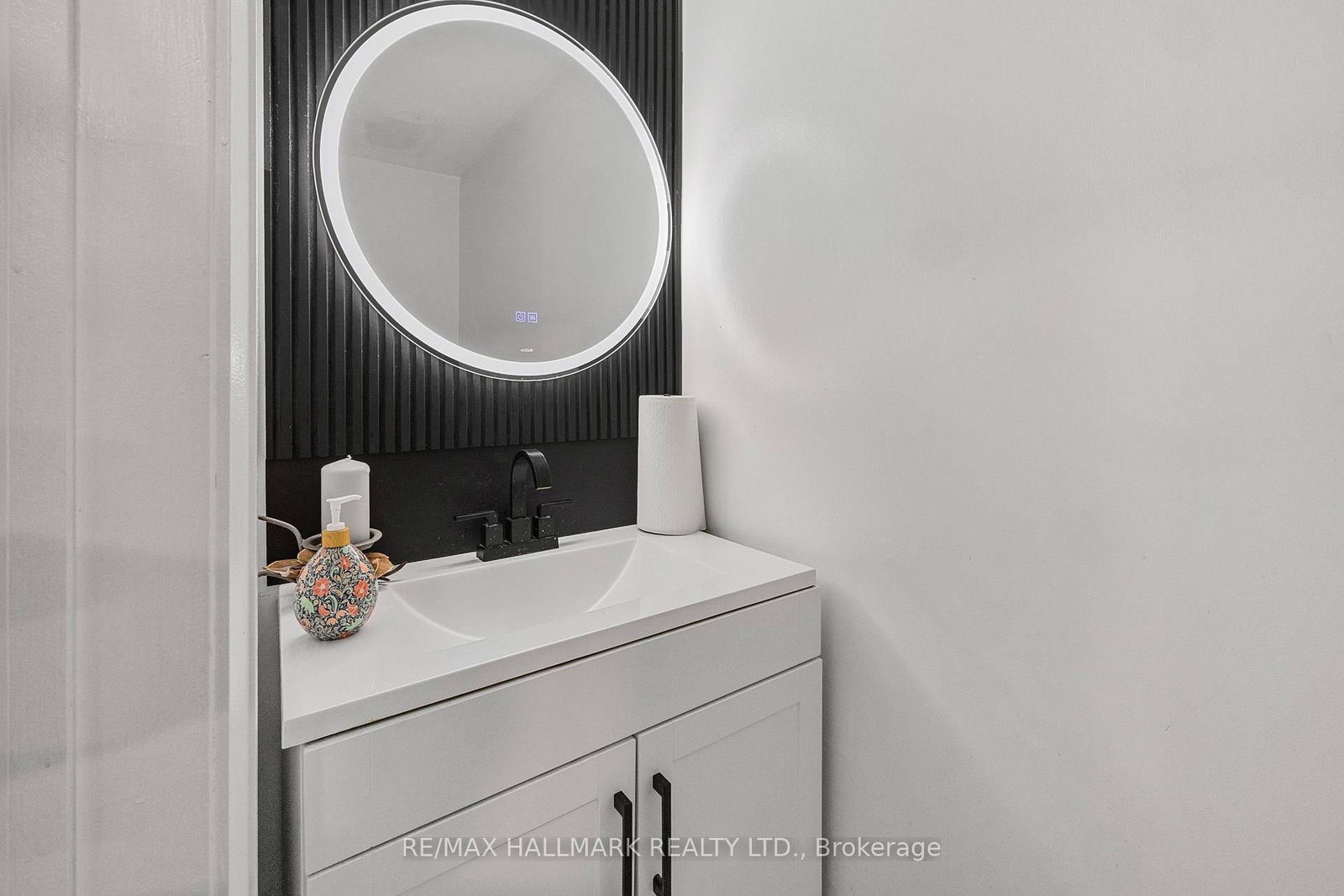 133 Heathwood Heights Drive • Aurora, ON photo 20
