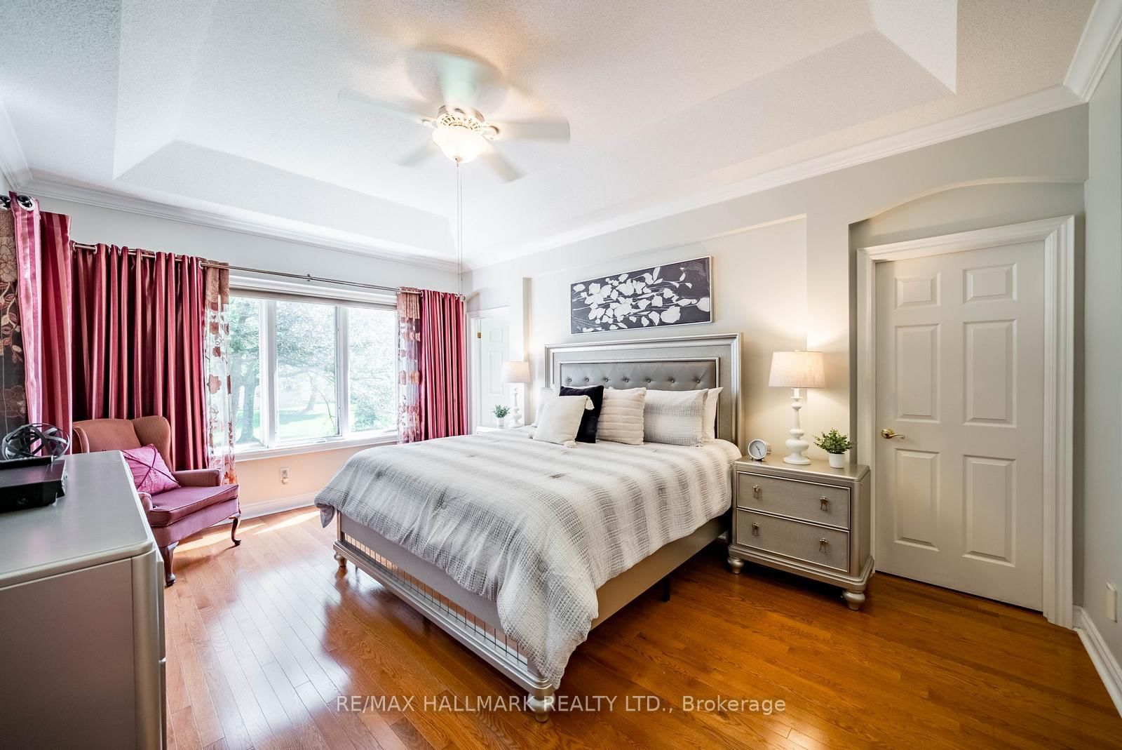 10 Vardon Gate • Whitchurch-Stouffville, ON photo 20