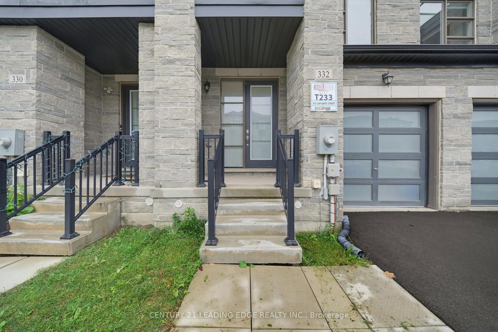 332 Laplante Street • Newmarket, ON photo 2