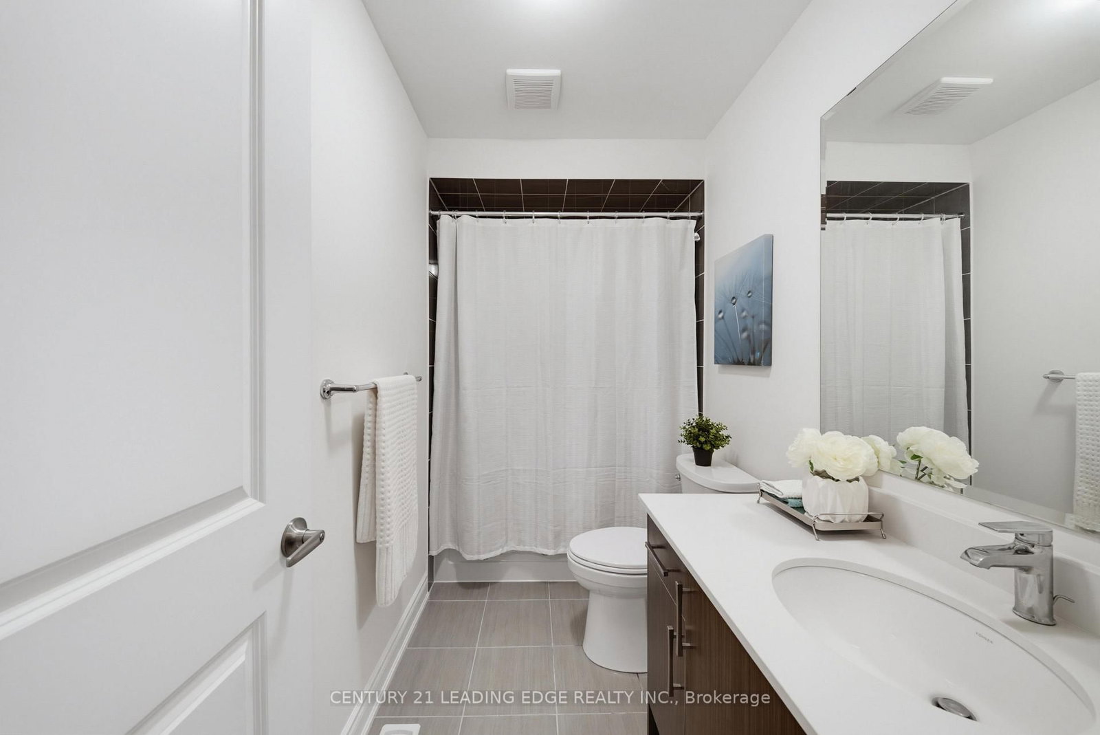332 Laplante Street • Newmarket, ON photo 43