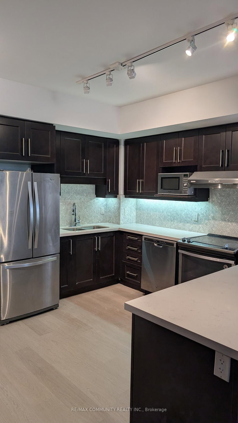 C105 - 38 Cedarland Drive