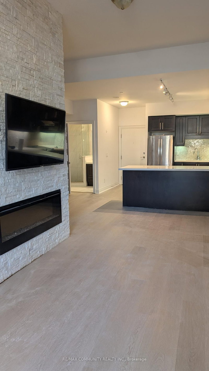 C105 - 38 Cedarland Drive