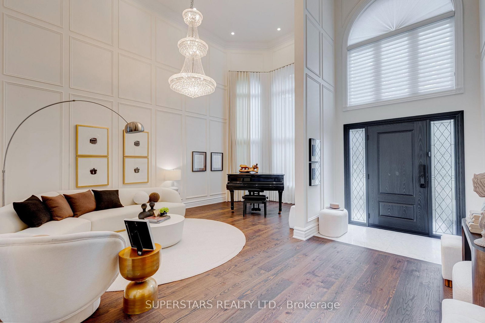 1075 Secretariate Road • Newmarket, ON photo 3