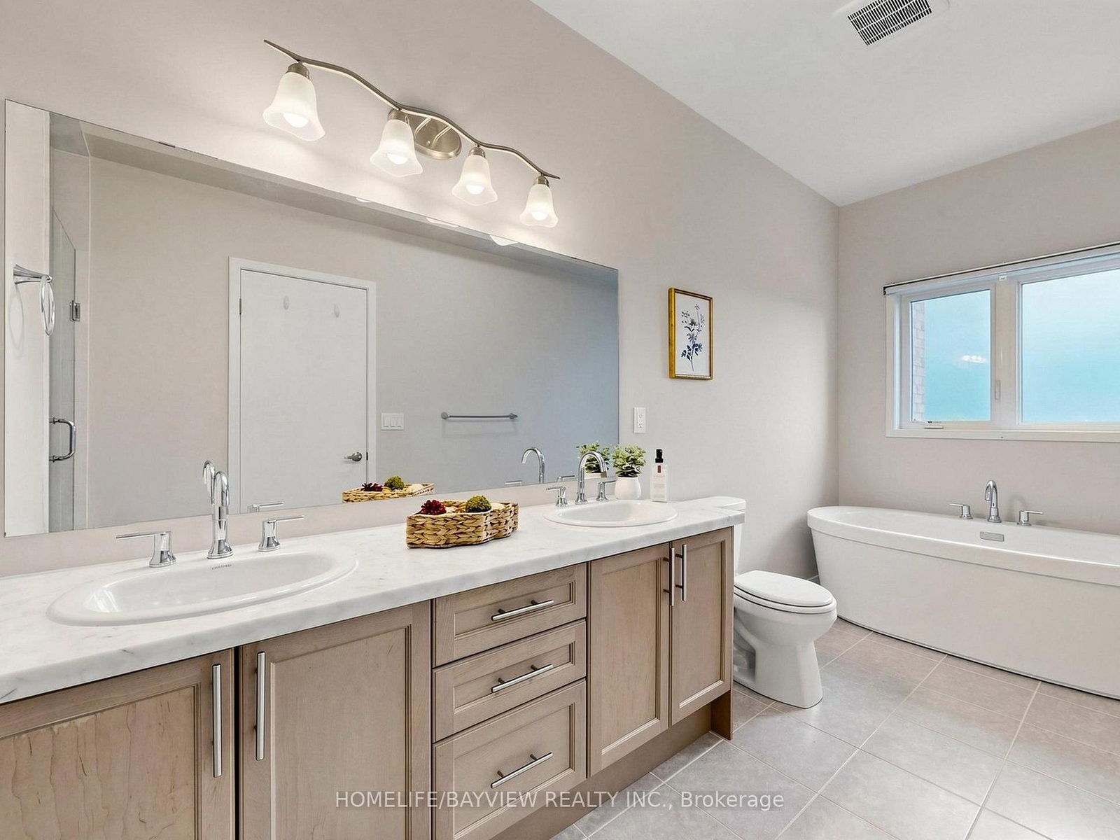 240 Elyse Court • Aurora, ON photo 21