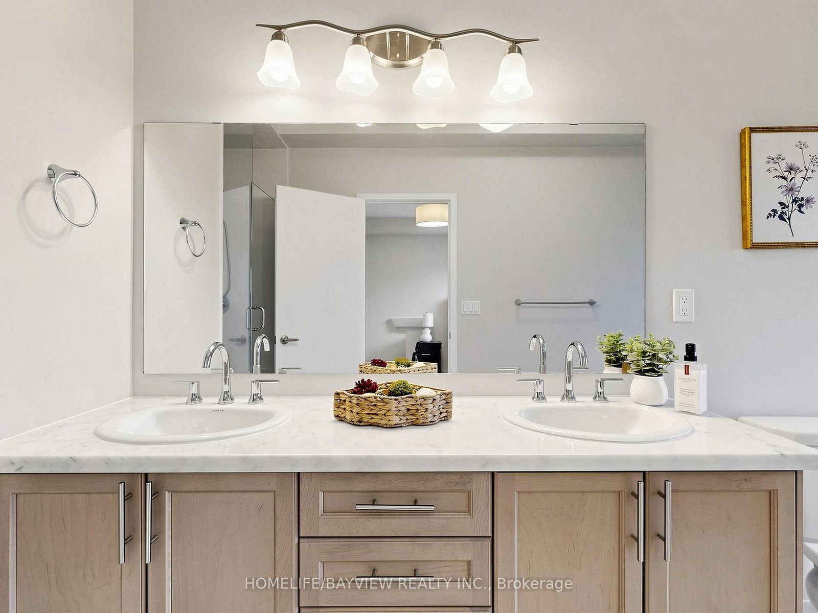 240 Elyse Court • Aurora, ON photo 22